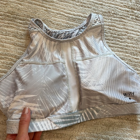 Peloton topical palm with sports bra top workout cycling bike high neck medium l - Picture 3 of 4